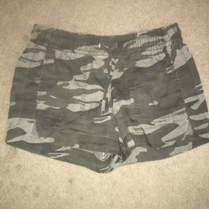 Express Camo shorts